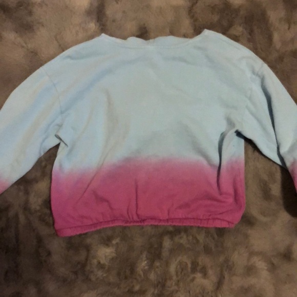 Old navy never worn girls cropped sweater - Picture 2 of 3